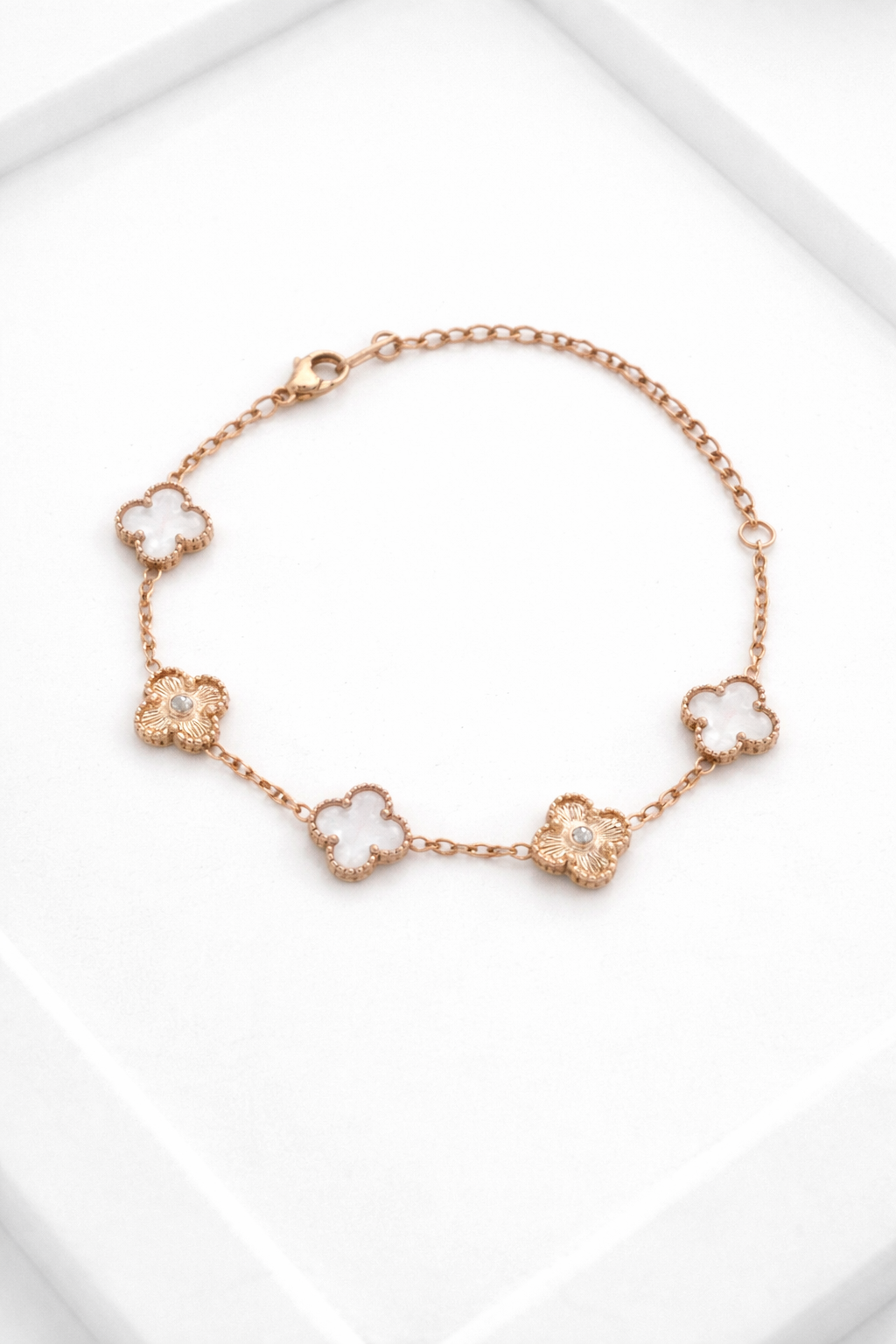 Mini Amora Pearl Bloom Bracelet