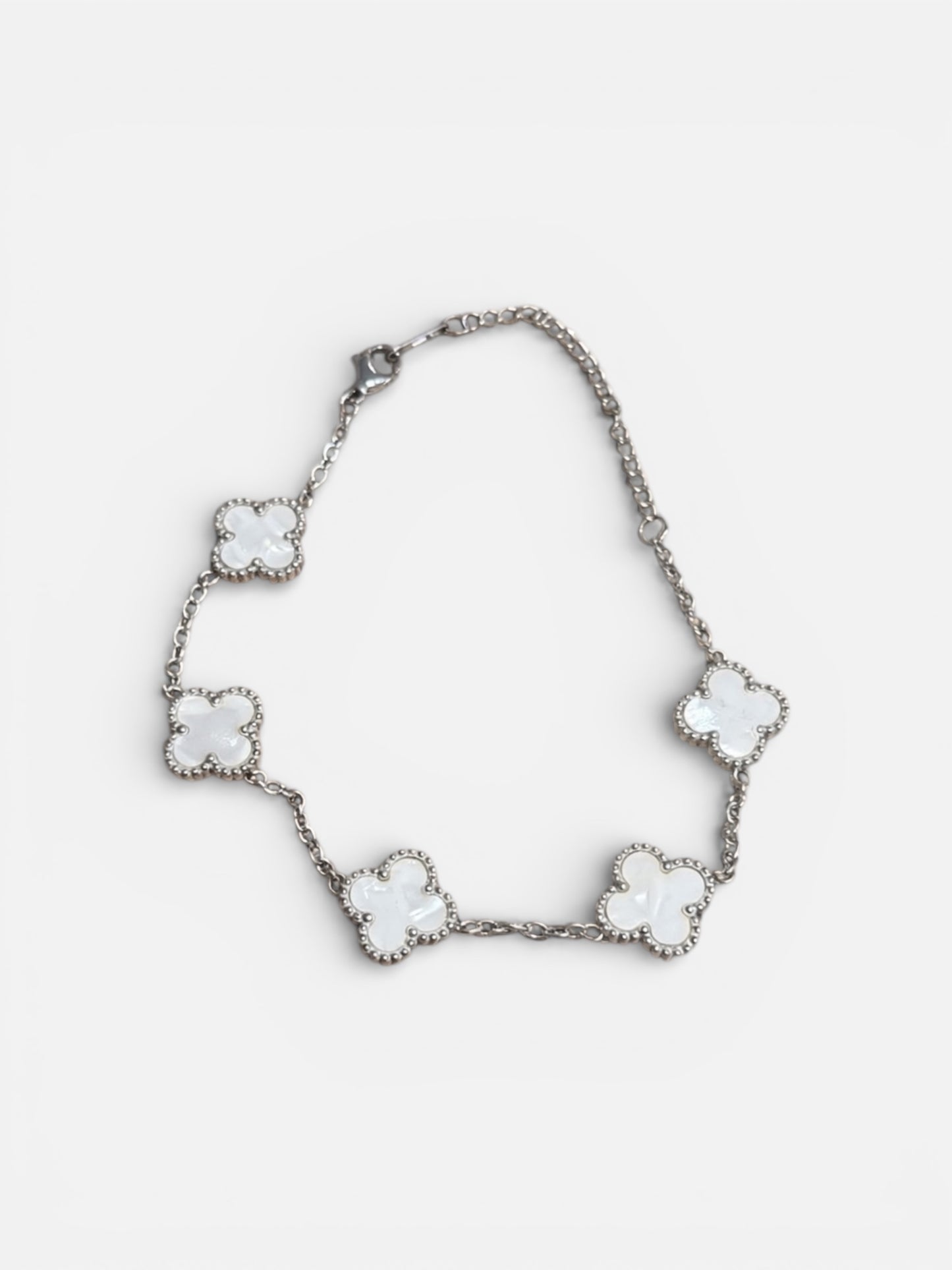 Amora Snow Clover Bracelet