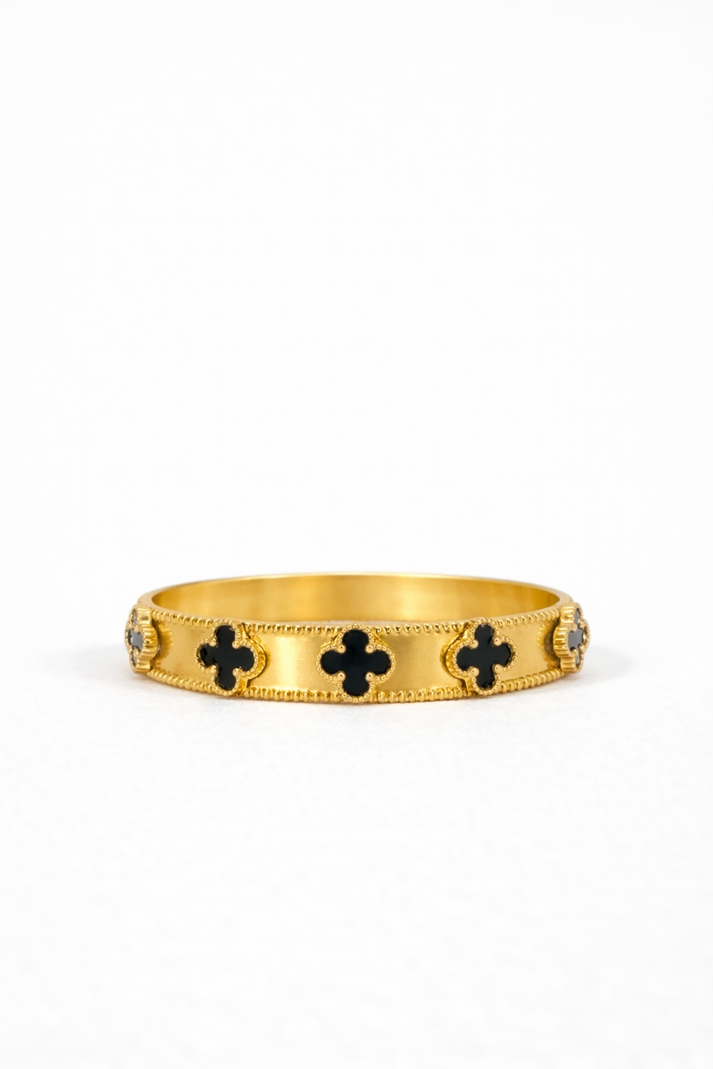 Amora Noir Clover Bangle