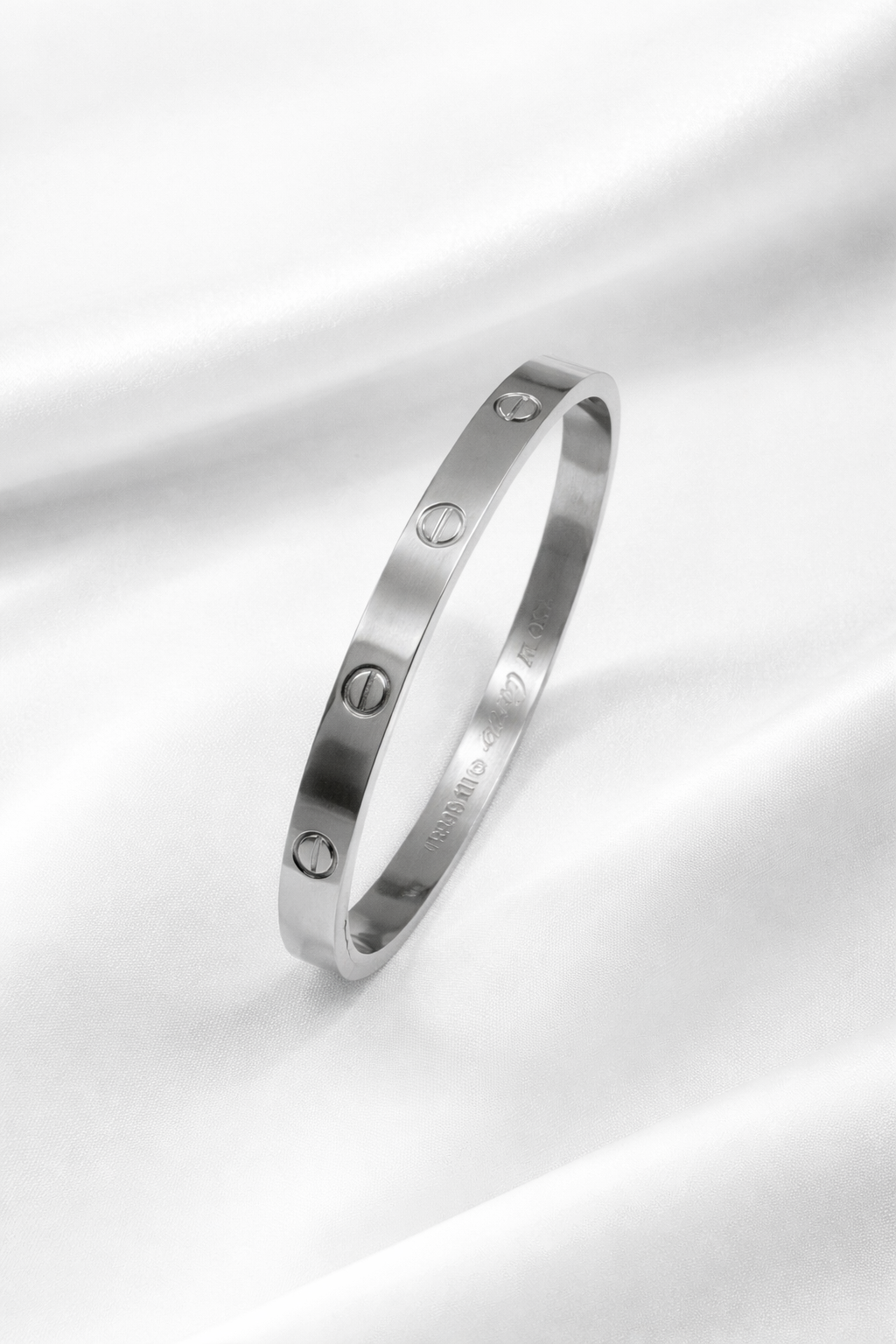 Amora Silver Icon Bangle – Size 17