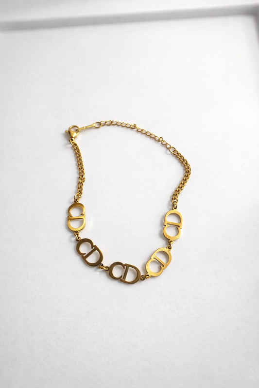 CD Amora Icon Link Bracelet