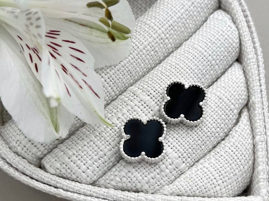 Amora Noir Clover Studs