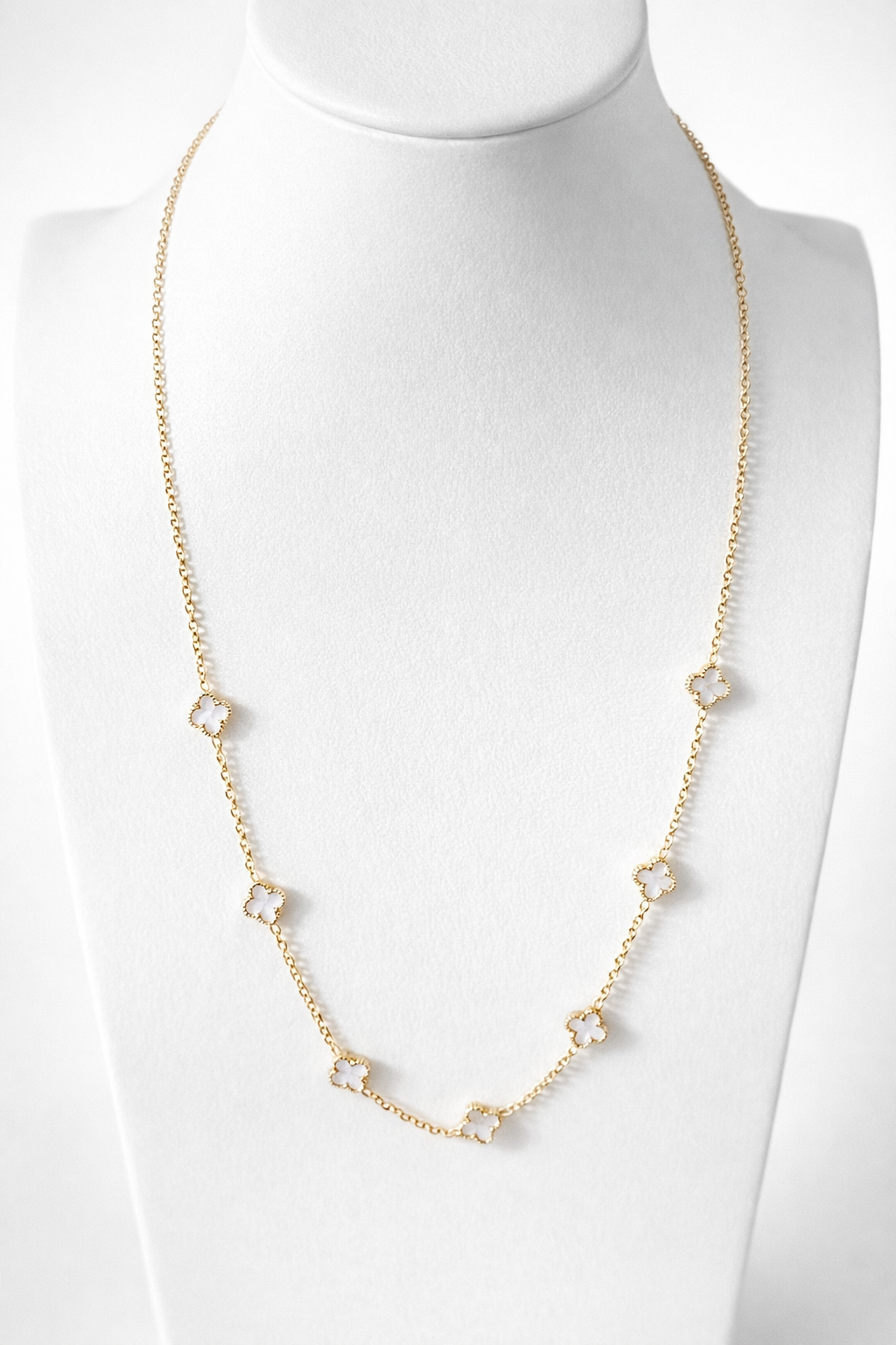 Mini Amora Ivory Clover Necklace
