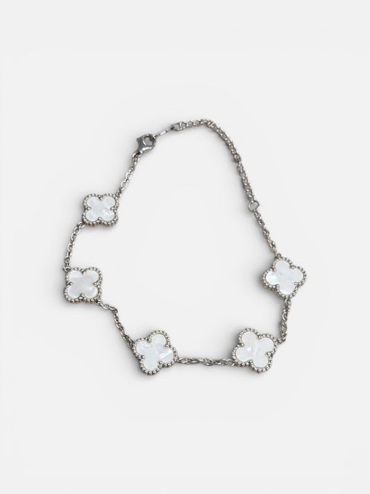 Amora Snow Clover Bracelet