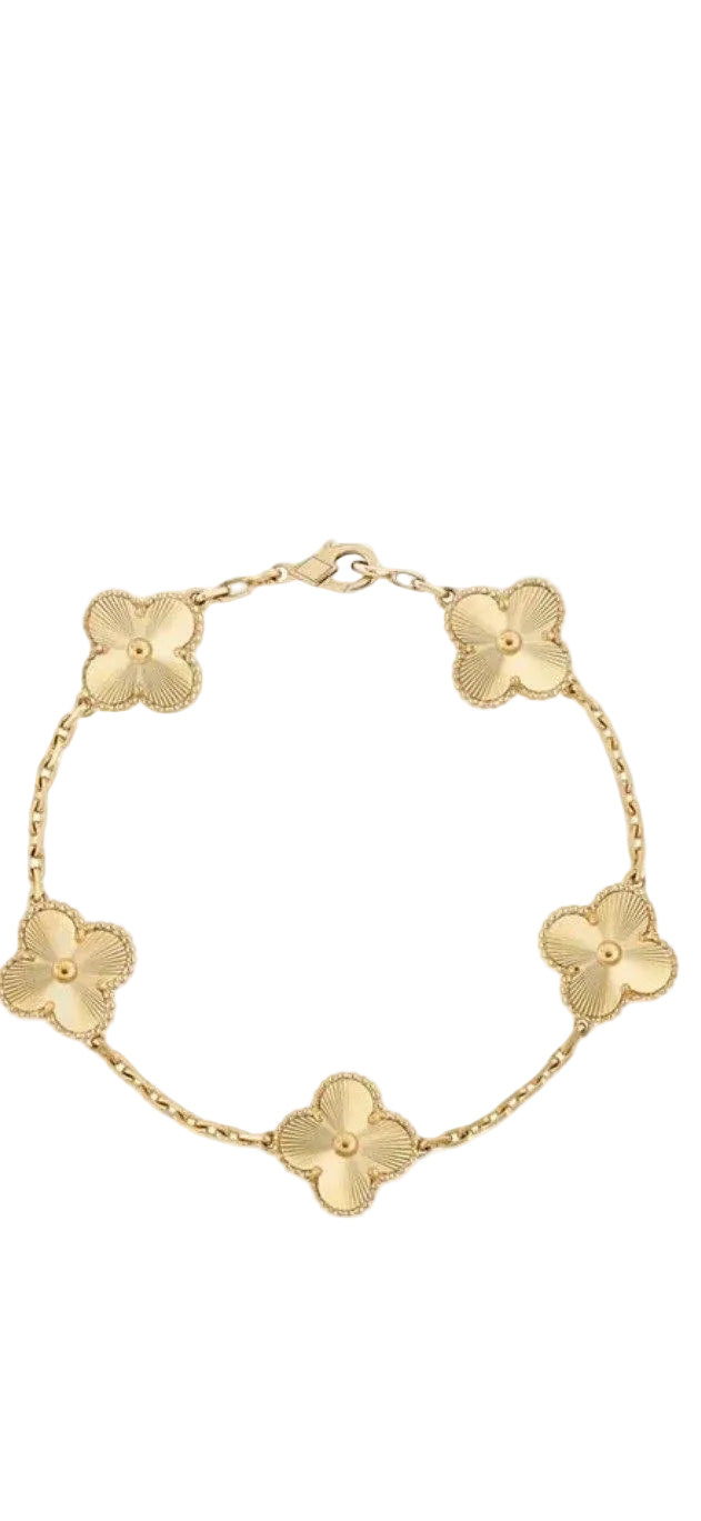Amora Golden Clover Bracelet
