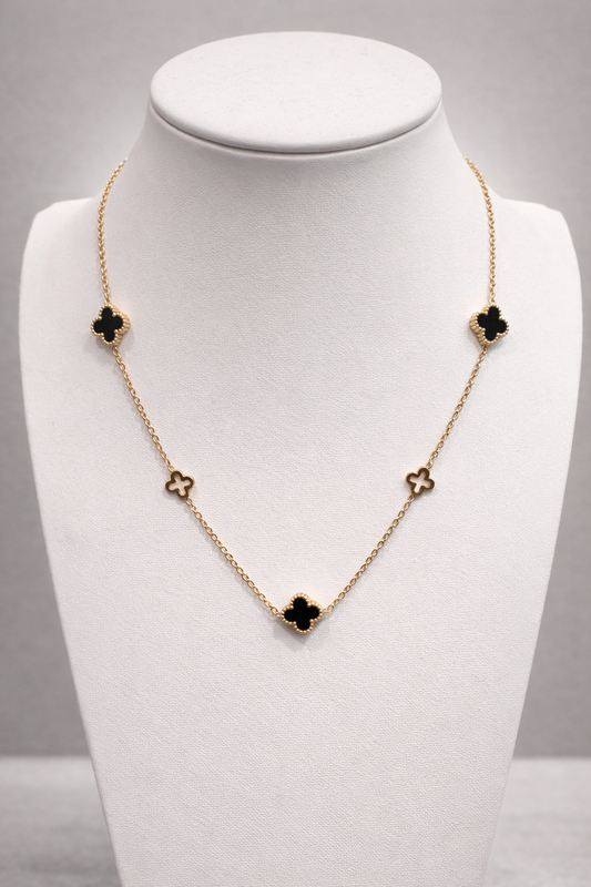 Amora Noir Clover Necklace